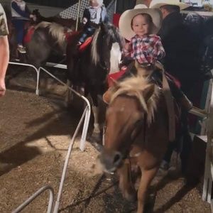 Meet your Posher, Cristian